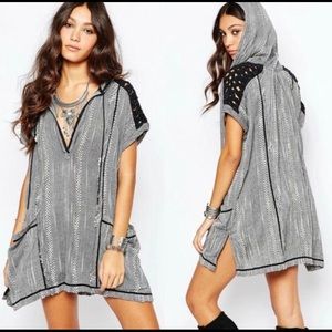 Free People Mexican Hooded Tunic M Thick B&W